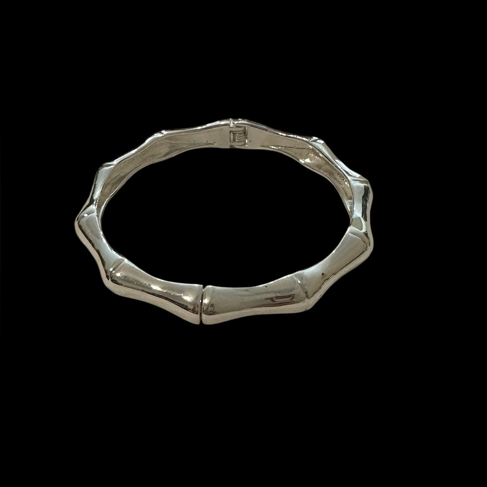 TOMMY‎ BAHAMA SILVER TONE BAMBOO BANGLE BRACELET NWOT